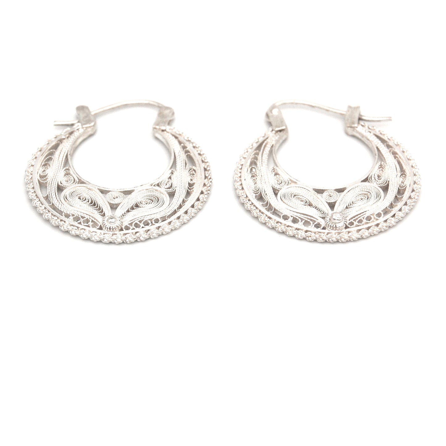 Round Leaf Hoops