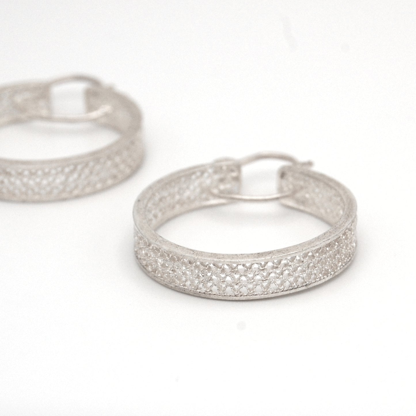 Flat Round Hoops